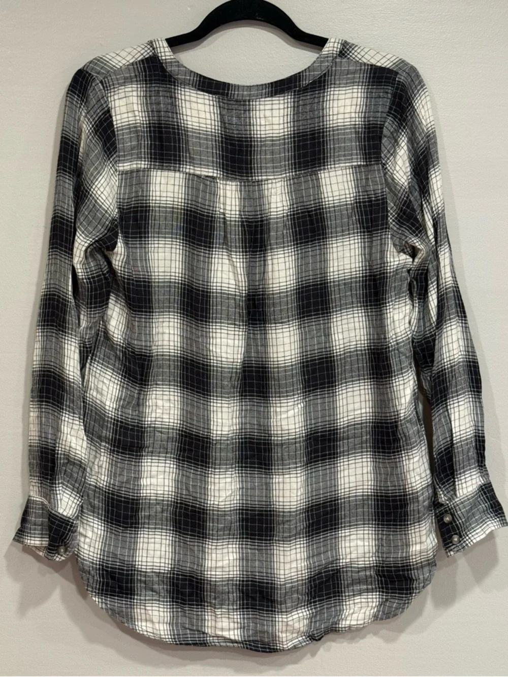 Universal Thread Long Sleeve Plaid Flannel Black White Tunic Women's Medium - Picture 4 of 5